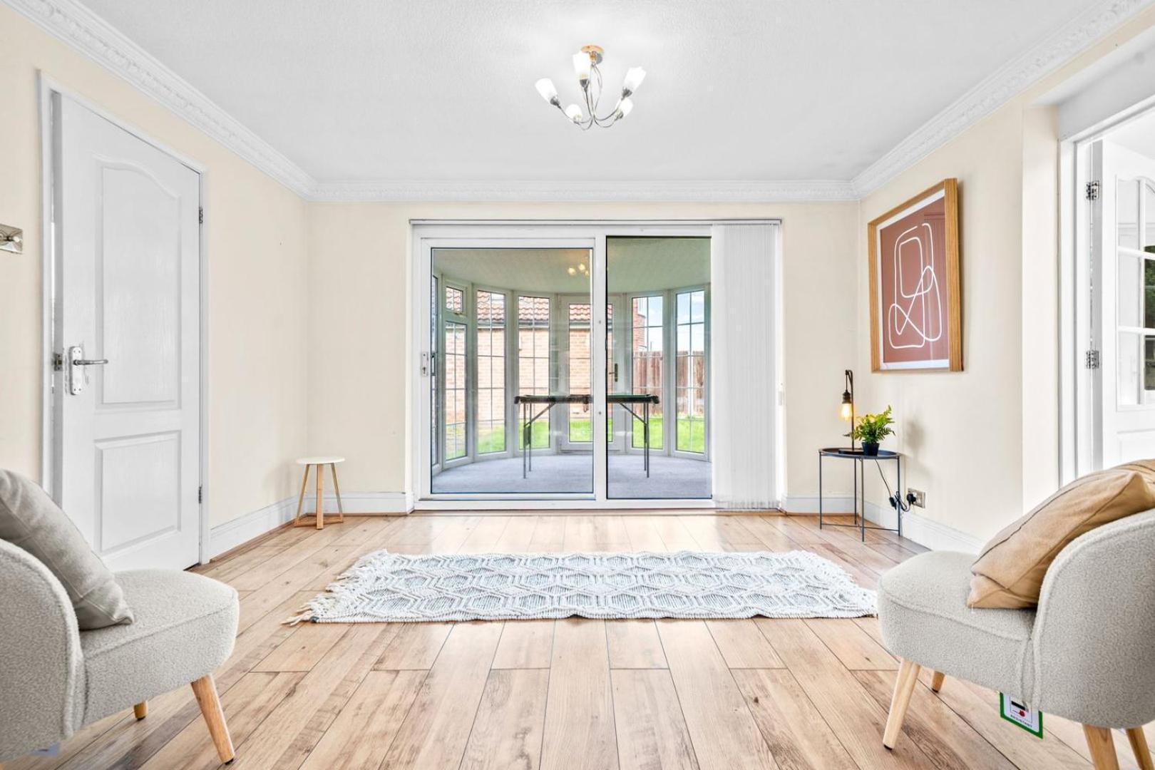 נוטינגהאם Spacious 5 Bedroom House מראה חיצוני תמונה